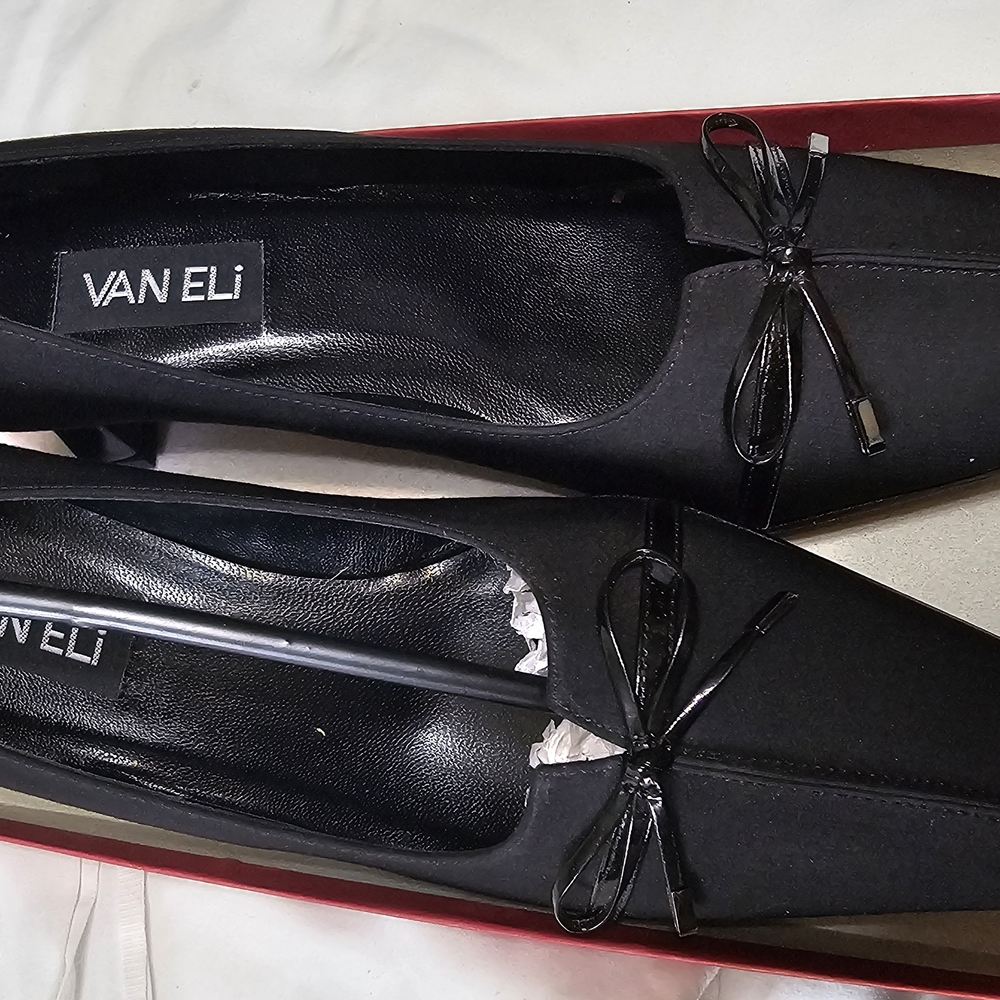 Vaneli Rhea Black Heeled Loafers with Bow